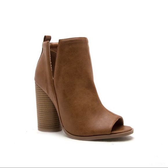 1 LEFT CLEARANCE-NO OFFERS‼️Side Slit Bootie - Picture 5 of 5